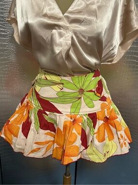 Aziz High-Waist Floral Tiered Pleated Mini Skirt in Orange, Green & Cream